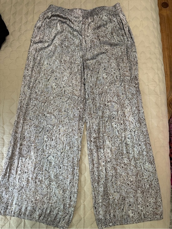 Philosophy Pants - Philosophy Beige Paisley-Trim Wide Leg Pants